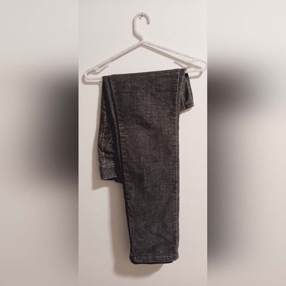 Wom's clothing